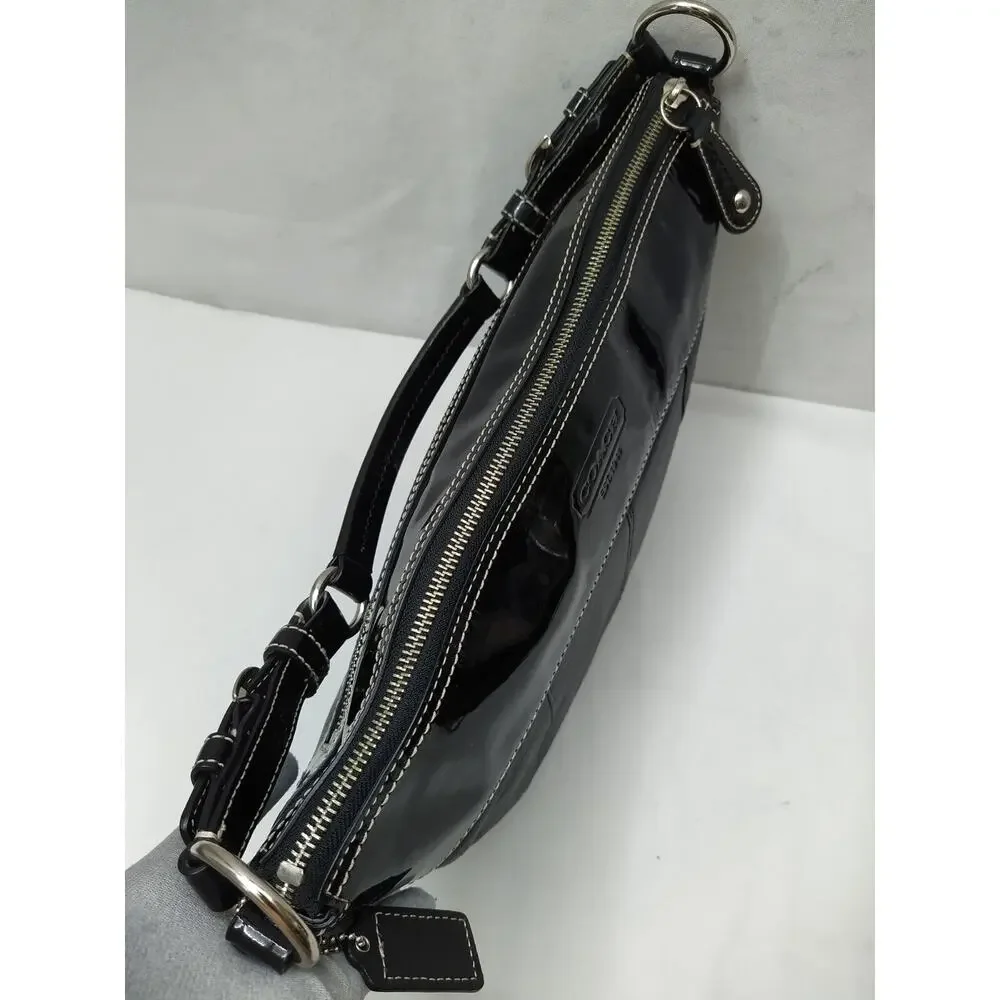 Coach Chelsea Black Leather Pocket Zipper Closure Hobo Shoulder Bag